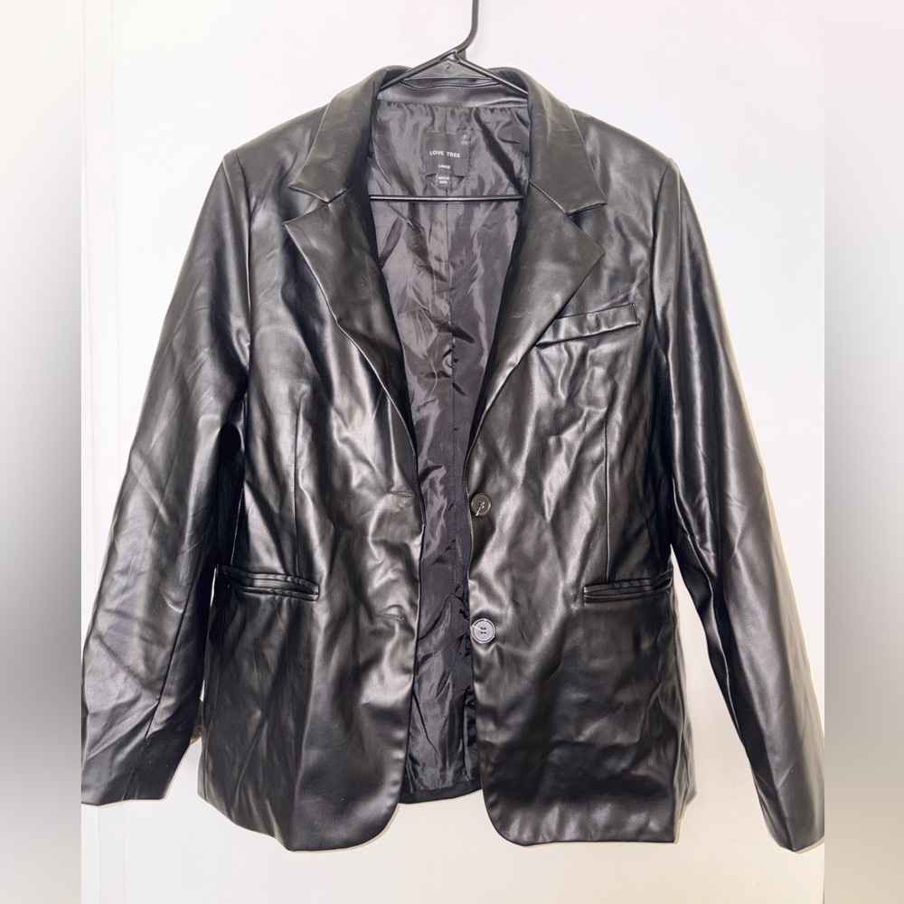 Love Tree Women's Black Faux Leather Blazer